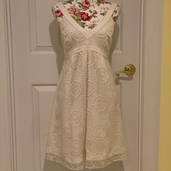 Lilly Pulitzer Amber dress in White Cartwheels - 6 - Picture 2 of 15